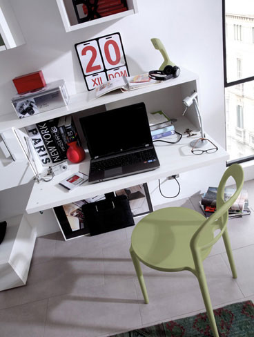 Muebles con escritorio. Escritorio integrado en un mueble de la colección Eko-s