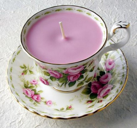 Velas en tazas vintage