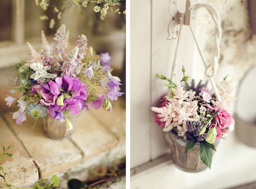 Decorar con flores utilizando cubos de madera