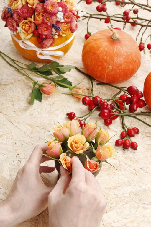 Decoración de mesa con calabazas. Cómo convertir una calabaza en un florero